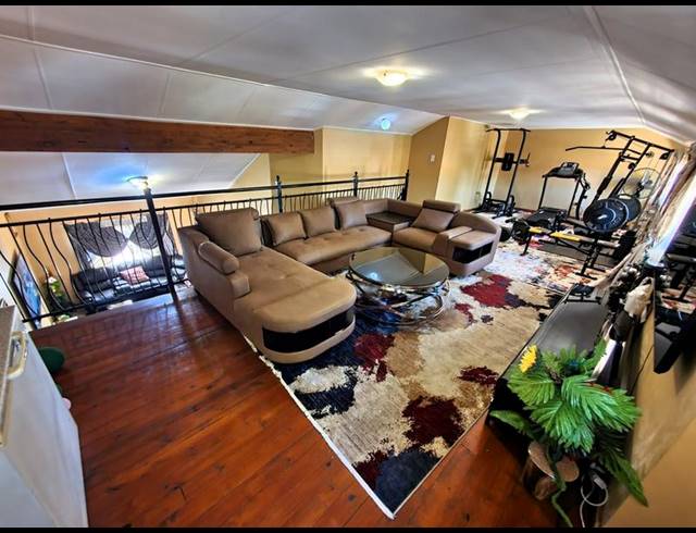 3 BEDROOM TOWNHOUSE FOR SALE IN MONTANA